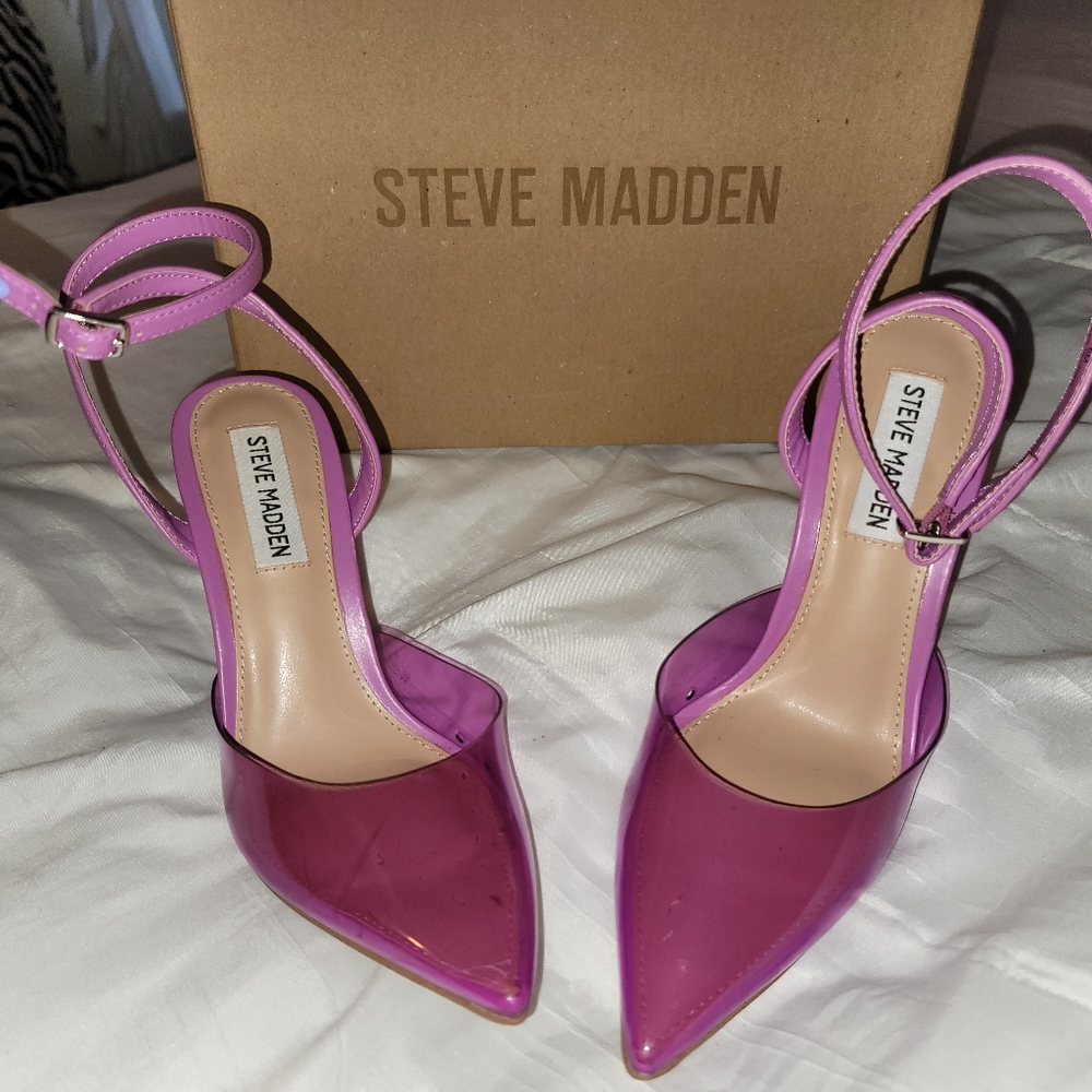 STEVE MADDEN NWT ZELIE Women's Heeled Ankle Straps Pumps  3 1/2 Inches